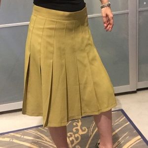 Sale. Damart skirt size 10 (french 42)